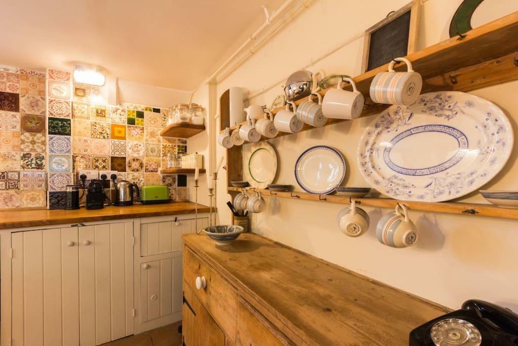 Picturesque Seaside Cottage Next To Viking Bay - Broadstairs Exteriör bild